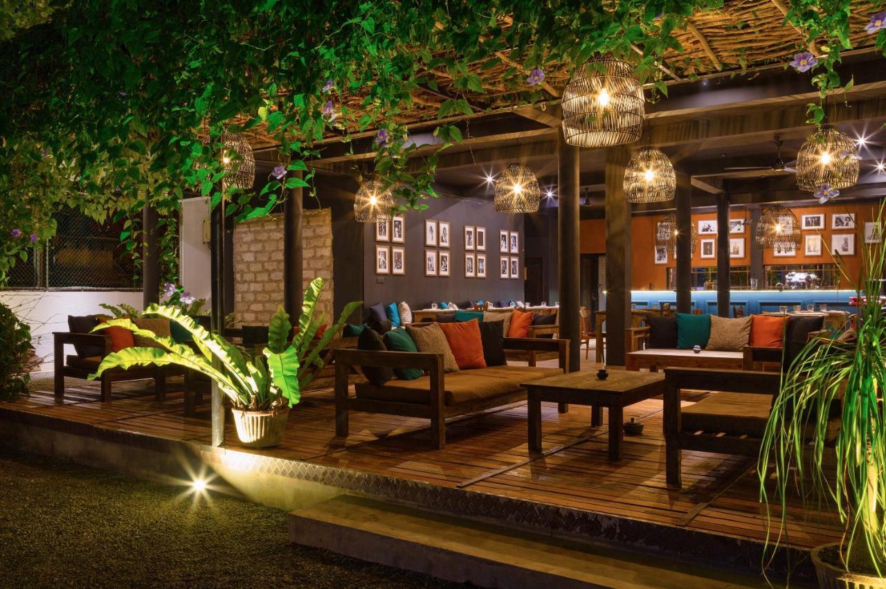 Locale Hotell Weligama Exteriör bild
