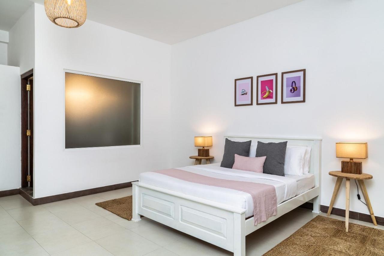 Locale Hotell Weligama Exteriör bild
